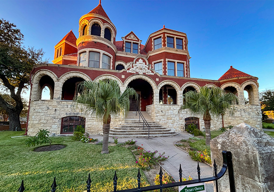moody-mansion-01 Moody Mansion, Galveston Texas - Falcontail Marketing and Design