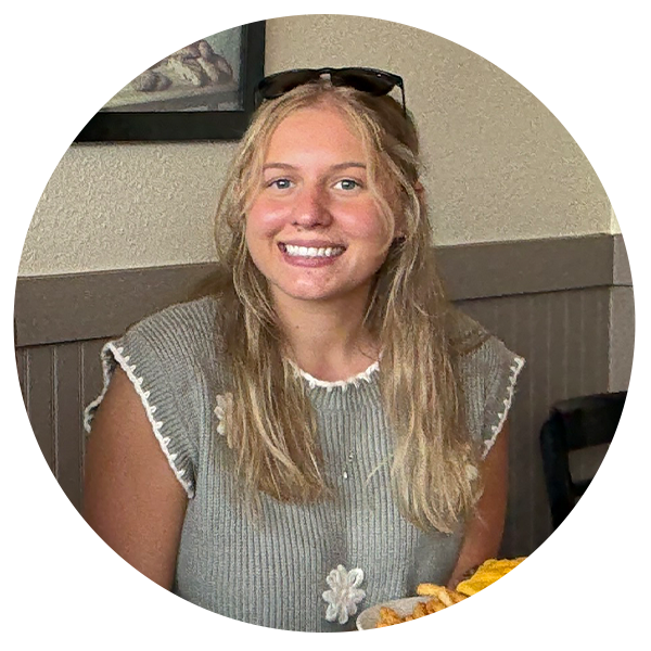 Nicole-falcontail Nicole Dietzenbach - Marketing Specialist of Falcontail Marketing & Design